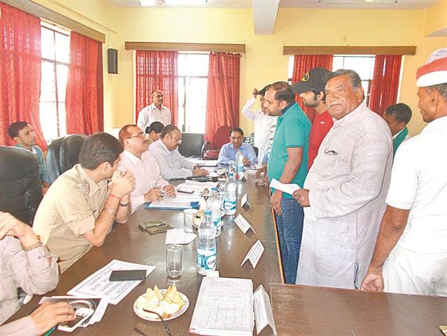 Failing settlement of complaints from angry DM