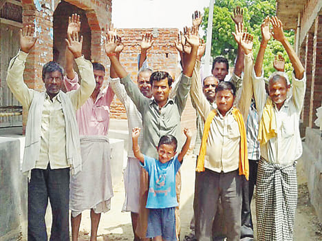 Villagers on the clutter power display