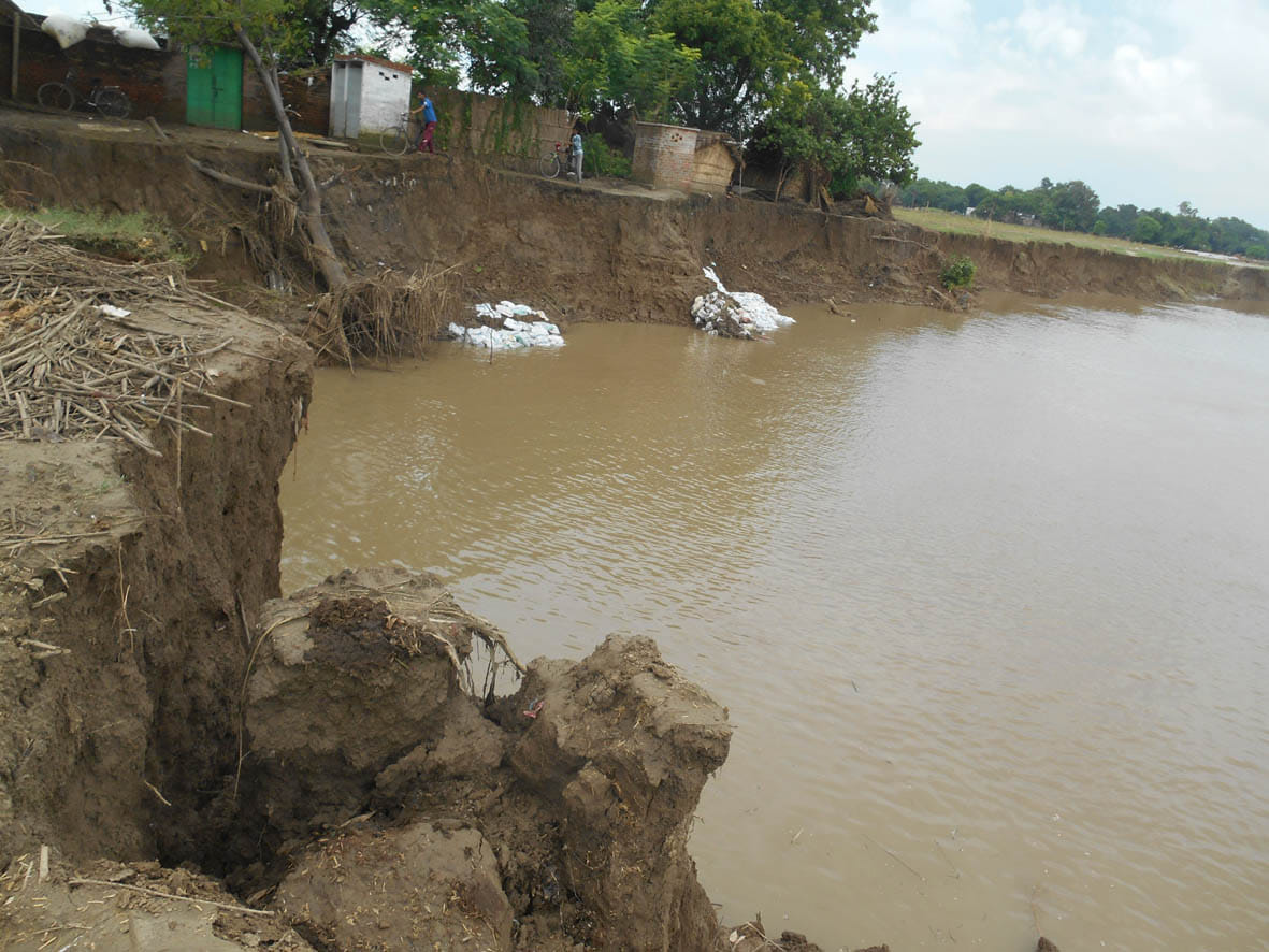 ganga ufan par badhi dhudhuki