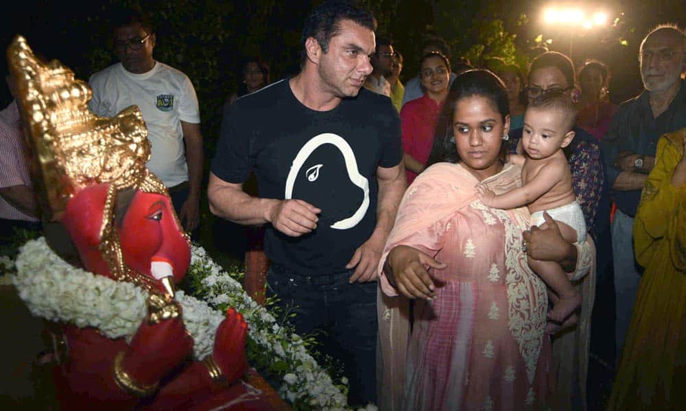 Bollywood celebrates Ganesh Chaturthi 2016