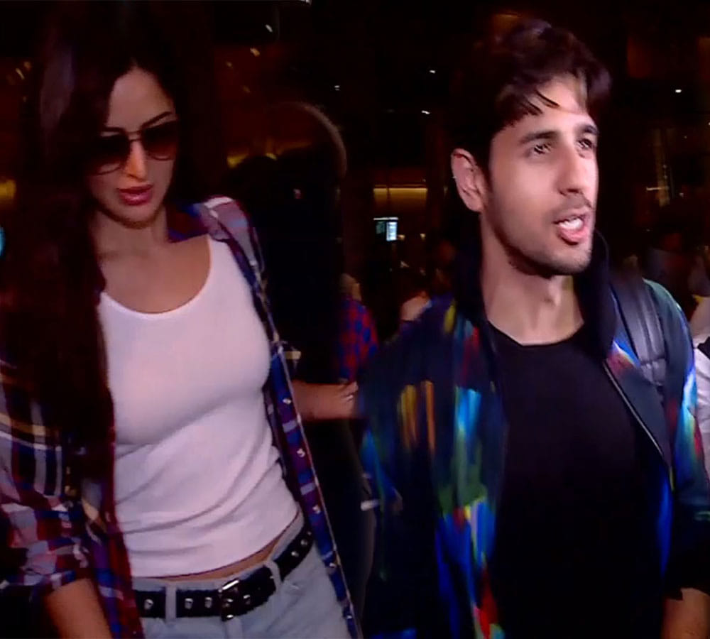 siddharth malhotra and katrina kaif film promotion on delhi airport