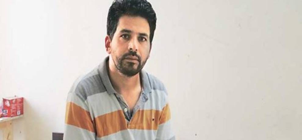jammu kashmir youth attacked in noida