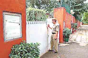 nakvi will leave in atal,s bunglow