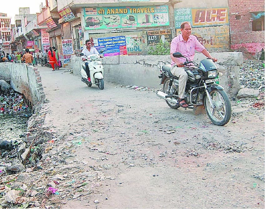 officers ignore cm, sonipat