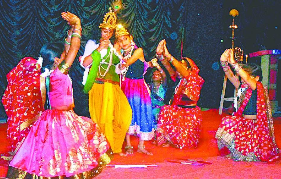 Shiva orgy, presentation of churning sea