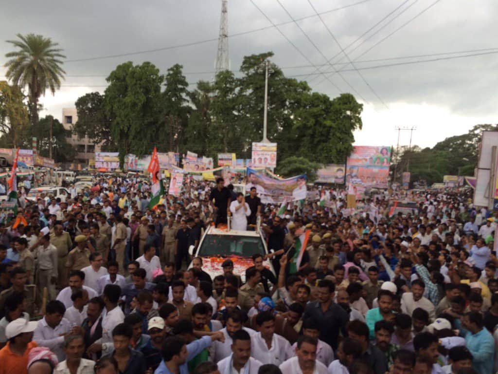 Uttar Pradesh assembly election Rahul Gandhi kisan yatra in Gorakhpur