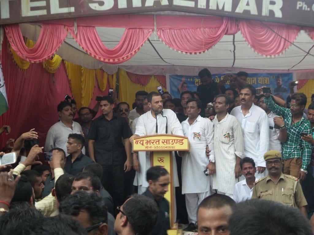 Hapur area Dulana and rolled Rahul Sandesh Yatra