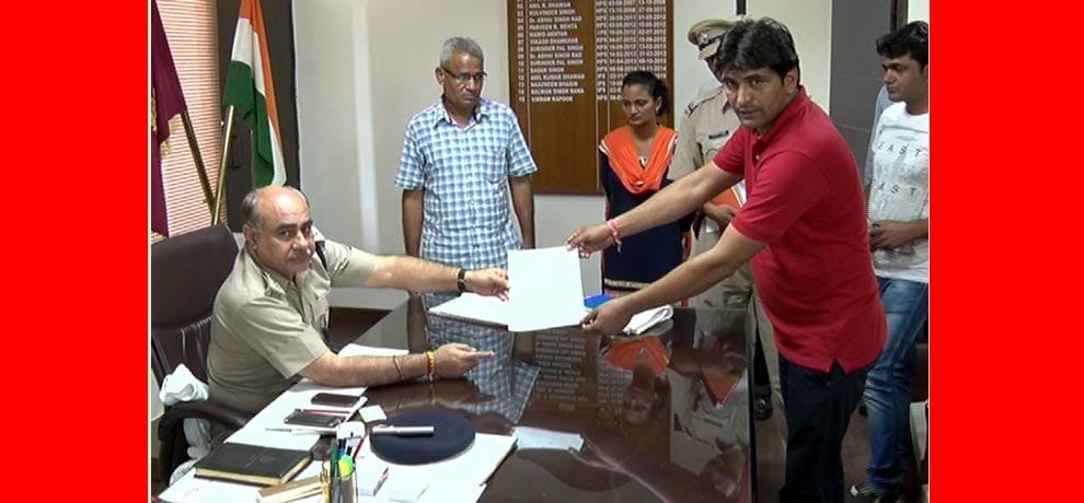  Artist came to support for sapna, told the truth of ragini song to dcp 