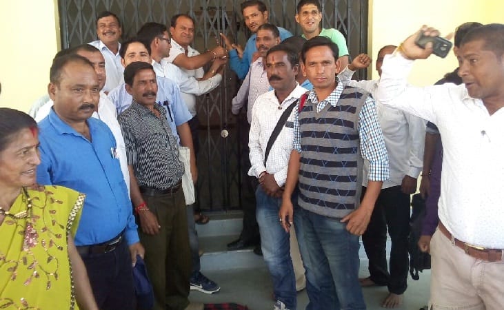 The leaders were closing the office block