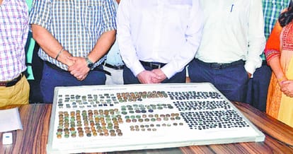 trillions of 2200 years old coins found on atari border from pakistani and indian man