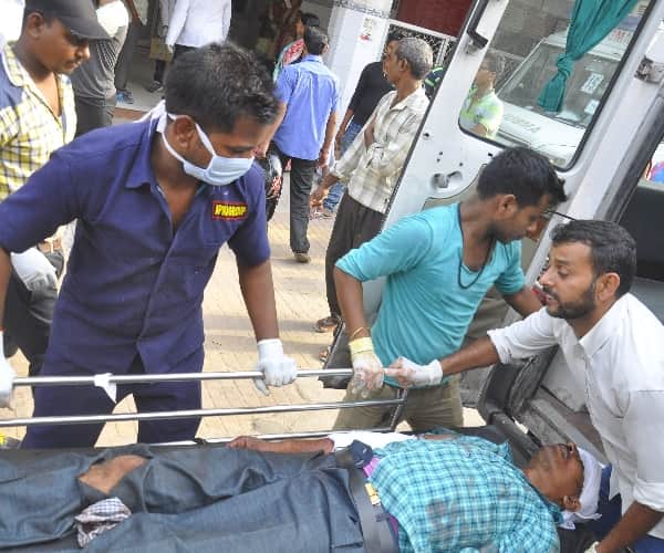 tractor trolly accident in lucknow many injured