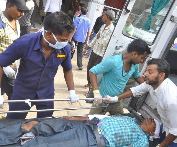 tractor trolly accident in lucknow many injured