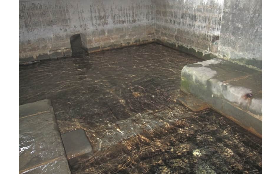 Mysterious Agojer bawadi at kangra.
