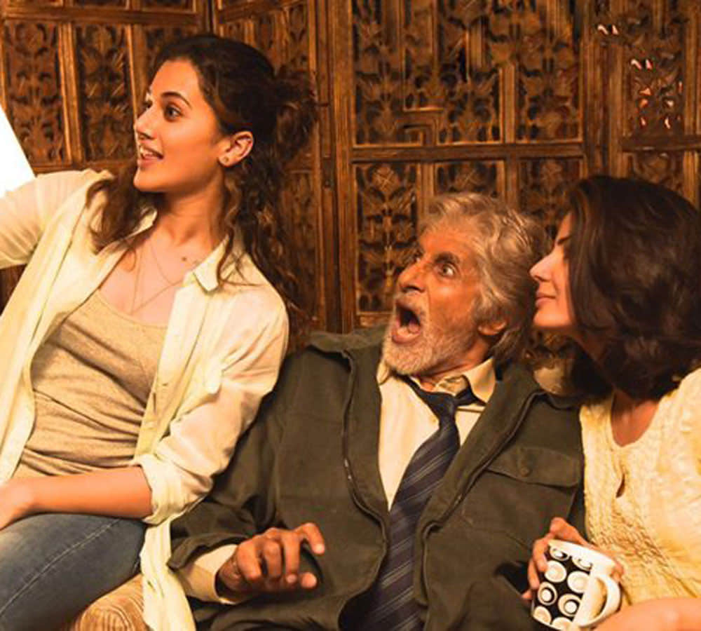 amitabh bachchan revealed big secret about deepika padukone