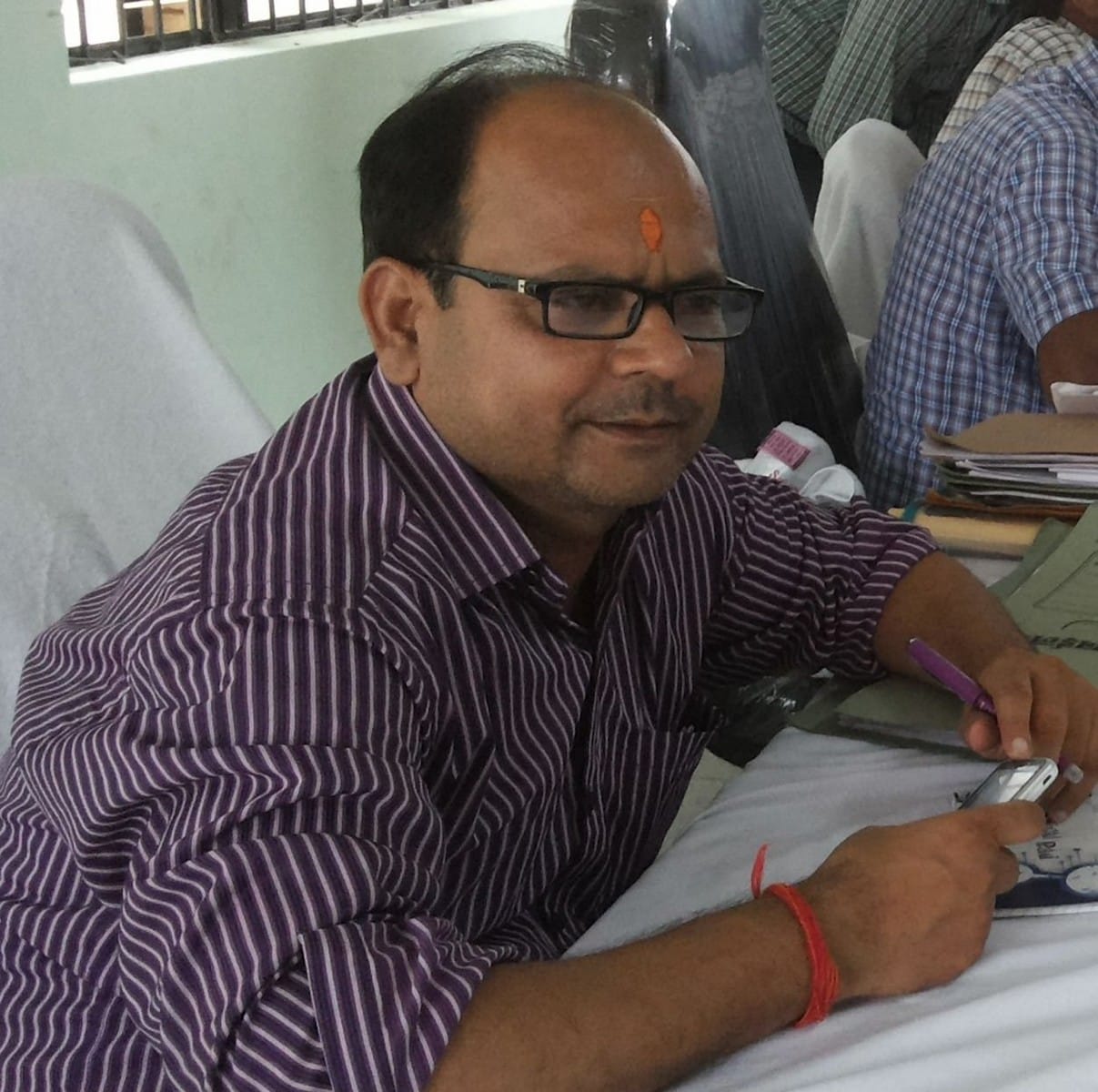 BDO cought by vigilence team taking bribe