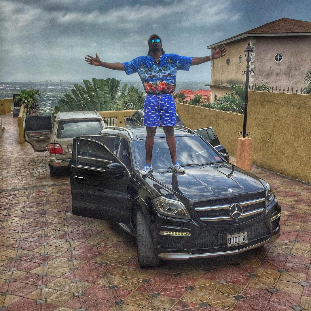 chris gayle dance on tare gin gin yaad mein teri song