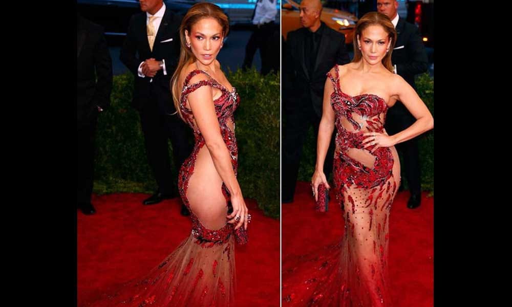 Actresses In Naked dresses