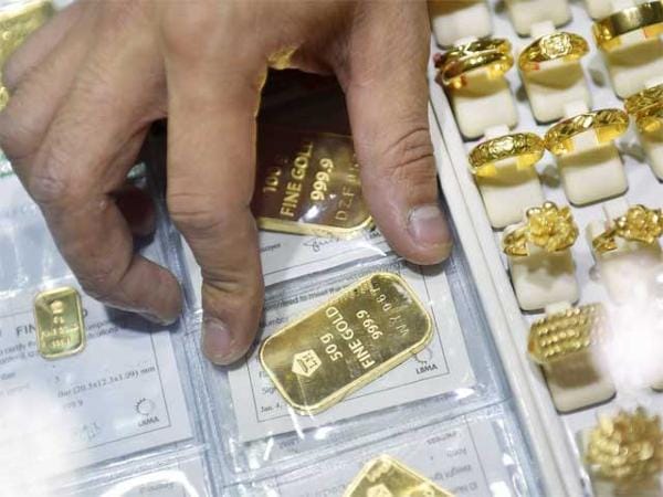gold bond buy from banks