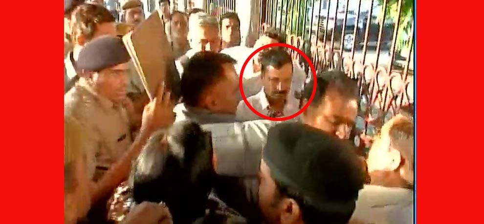  Delhi BJP women wing protest against Delhi CM