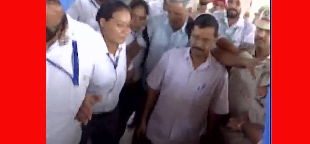 Contempt case: Kejriwal will appear in court today in Amritsar