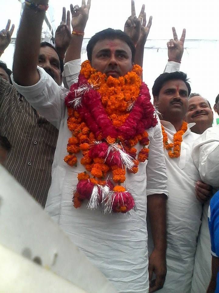 congress mla mukesh srivastava joins samajwad party