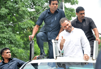 rahul gandhi's roadshow in gorakhpur make congresses energetic