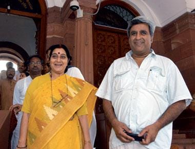 Sushma Swaraj's husband tweeted came into limelight again