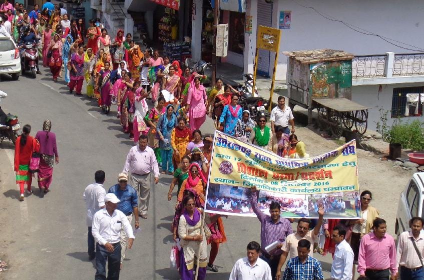 Teachers march