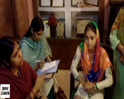 Awarded by UP CM, Brave daughter got support of women commission