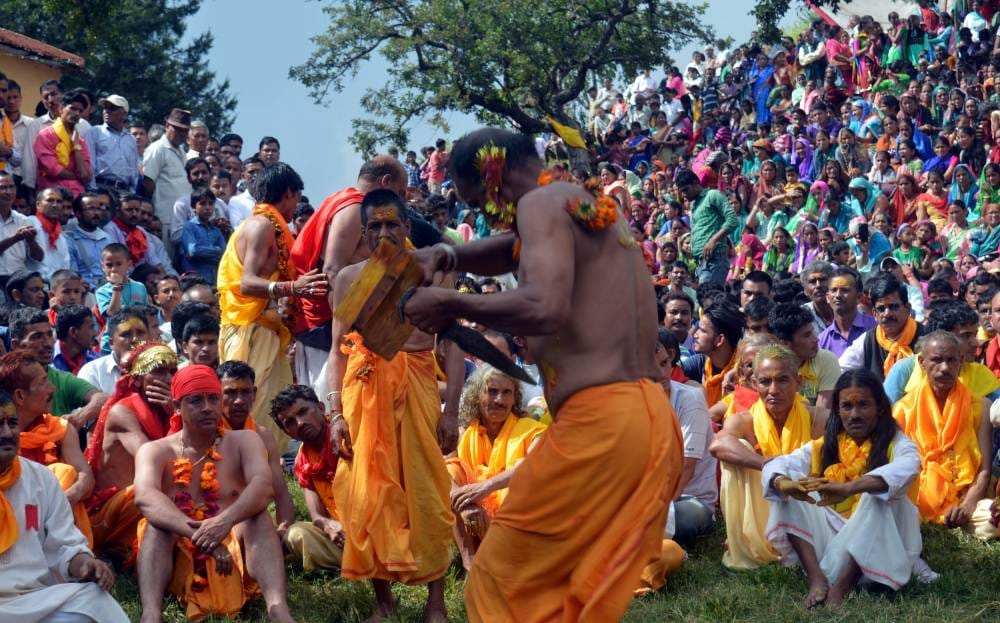jakh devta danced on fire