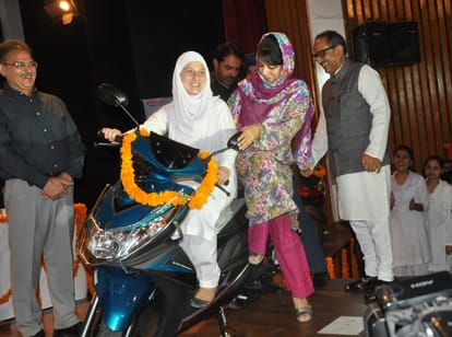 Mehboob statement on kashmir violence