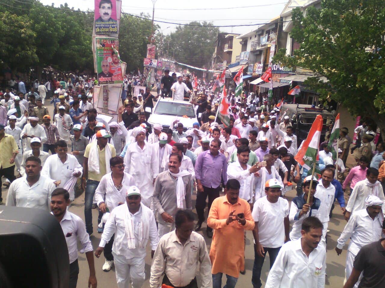 rahul gandhi road show in faizabad