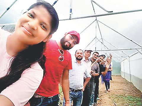 youth left job for developing uttarakhand hill area