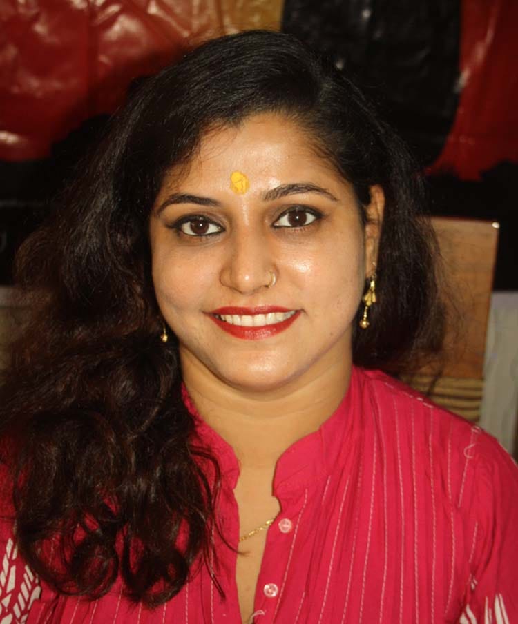surbhi tandon says music shows the right path