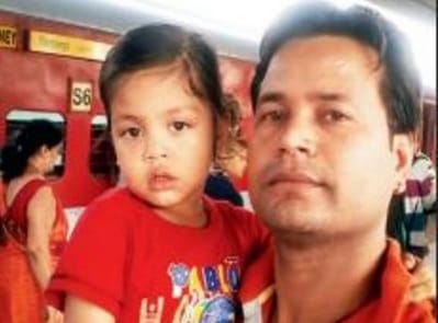 Suresh prabhu providid help to a ill child in a moving train