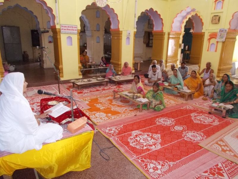 The name of the sanctity of religion defecation results: Silence Sister