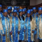 रिहर्सल के दौरान दीक्षांत समारोह की वेशभूषा में एमएमएमयूटी के विद्यार्थी।