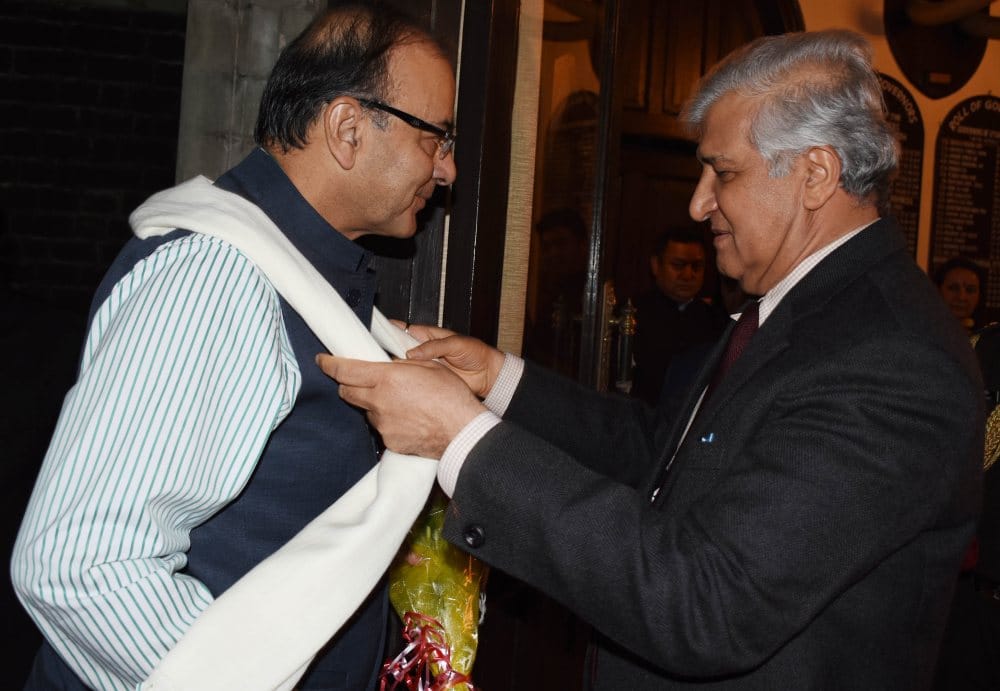 arun jaitley in nainital with family
