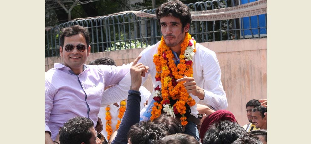 abp wins 3 seats in dusu election out of 4, 1 seat conquered by nsui