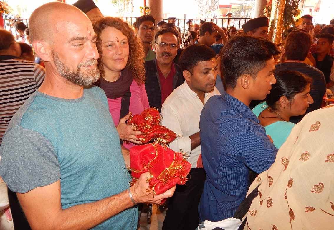 foreigner devotee of maa nanda