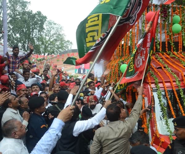 Mulayam sandesh yatra in Lucknow.
