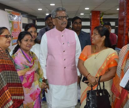 Om mathur speaks about BJP's face in Uttar Pradesh.