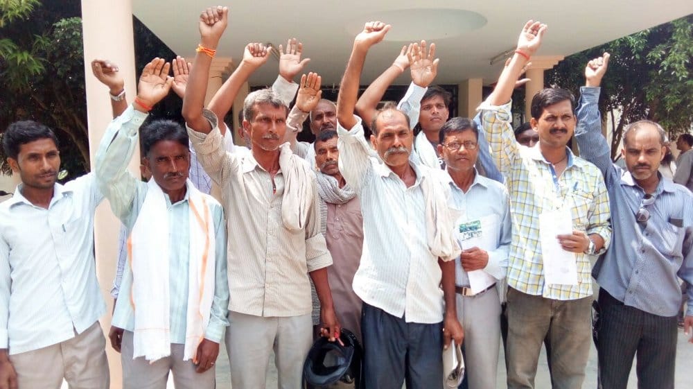 demanded action against sand mafia