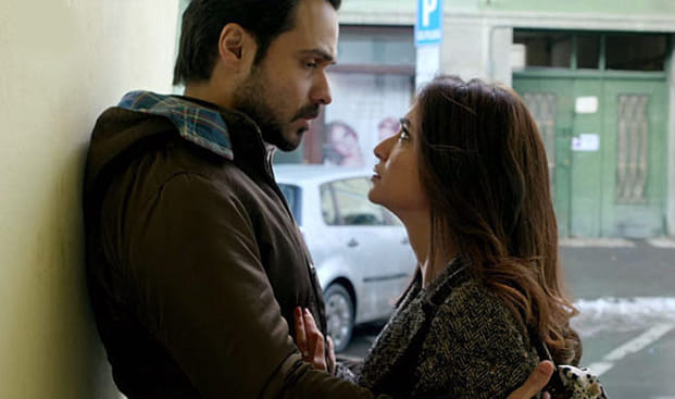kriti kharbanda kiss schene with imraan hashmi in raaz reboot