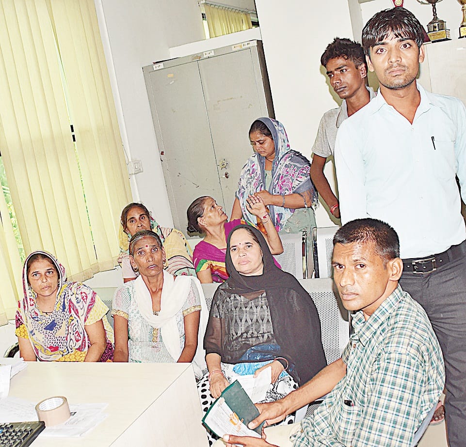 Robbed of 15 lacin finance office