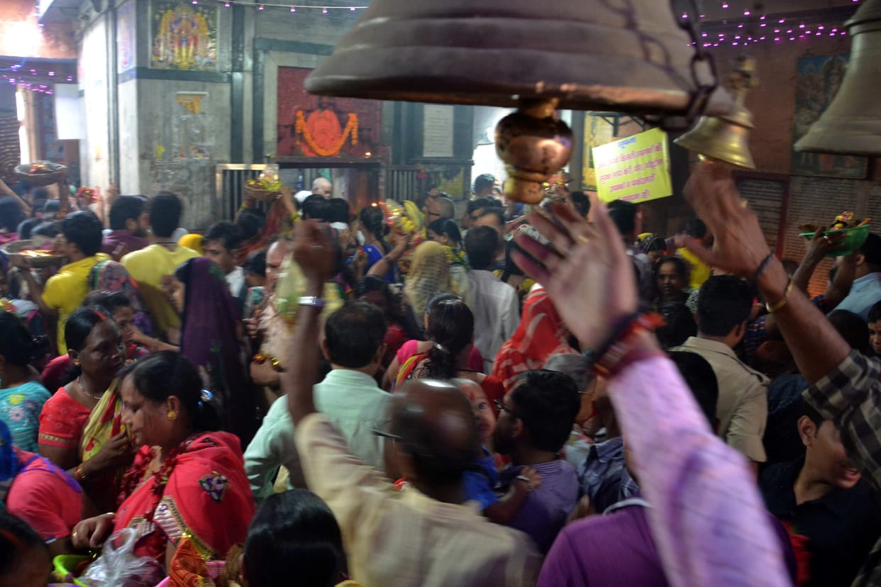 Fortunately threads Sorhia Fair flourished in Kashi