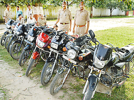 Two arrested with the new bike stolen