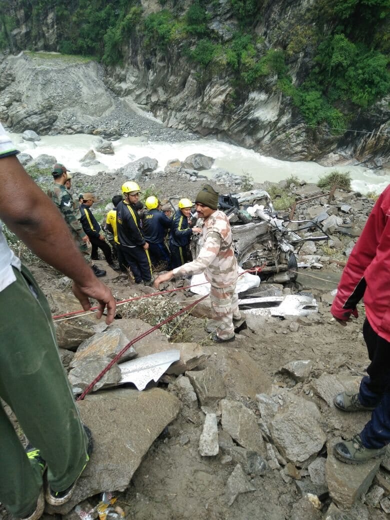 accident in badrinath highway, one woman death