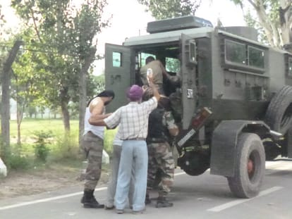 firing continue in mini Secretariat