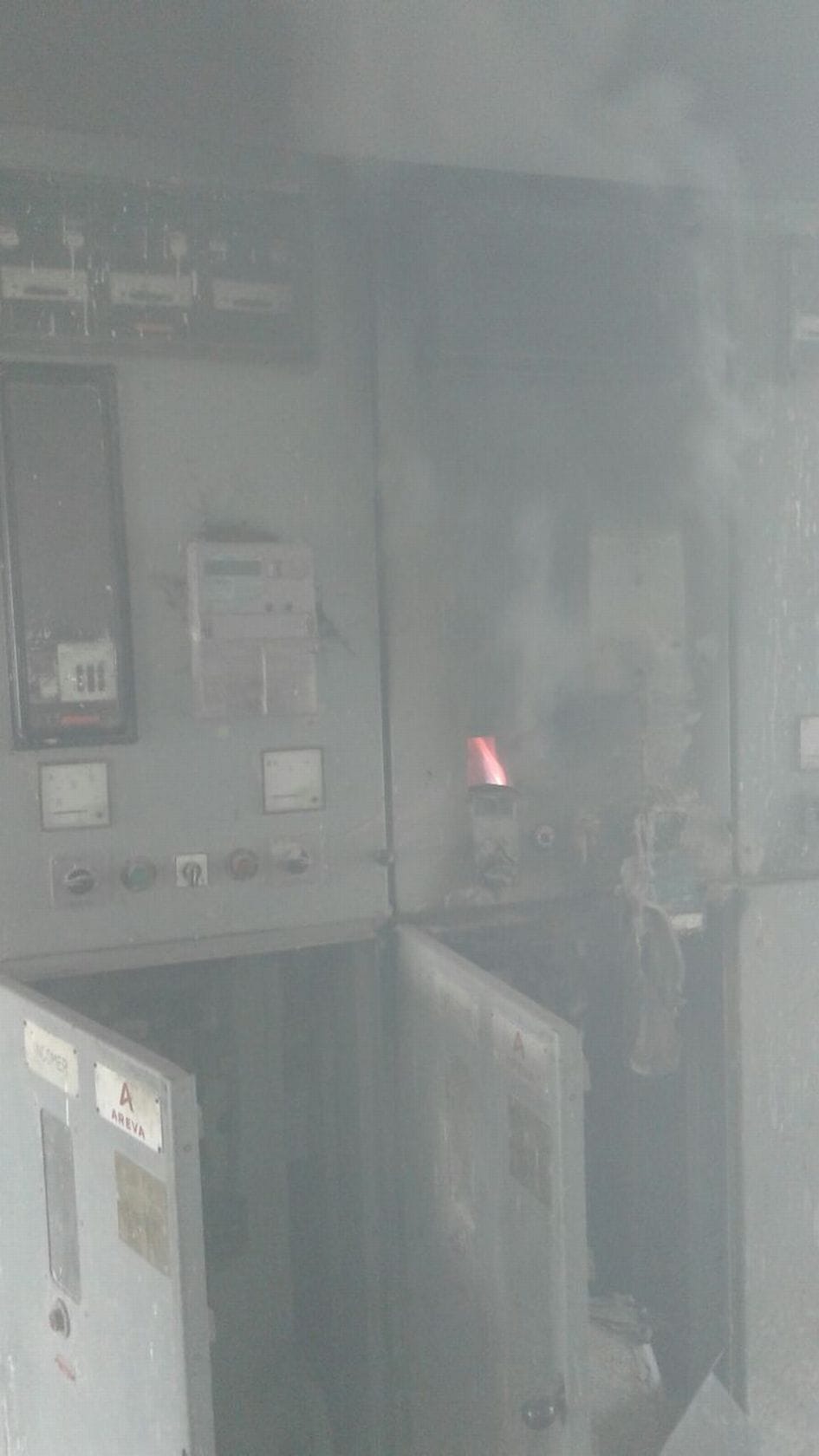 Feeder fire, burning 33 kVA Machine